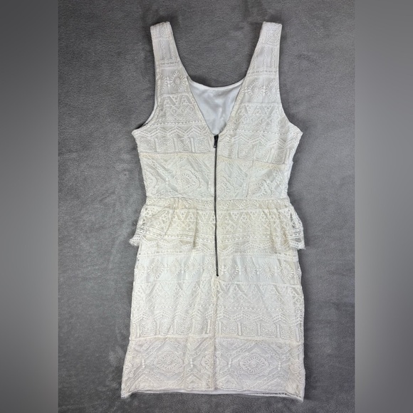 American Eagle Dress Womens 4 Mini Ivory Lace Ceremony Beach Wedding Church - Picture 4 of 4